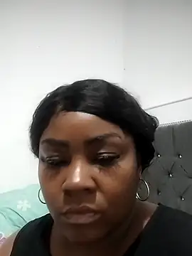 Snapshot of kaorysquirt chatting on 10.15.25 kaorysquirt online show from 10.15.25