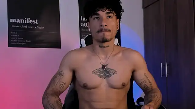 Snapshot of Thomas_Fit1 chatting on 02.25.26 Thomas Fit1 online show from 02.25.26