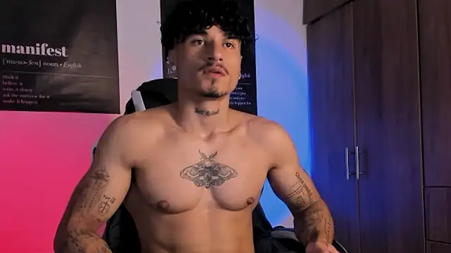 Snapshot of Thomas_Fit1 chatting on 03.02.26 Thomas Fit1 online show from 03.02.26