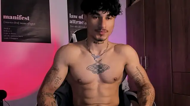 Snapshot of Thomas_Fit1 chatting on 03.09.26 Thomas Fit1 online show from 03.09.26