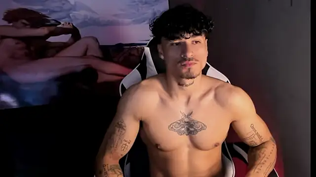 Snapshot of Thomas_Fit1 chatting on 03.19.26 Thomas Fit1 online show from 03.19.26