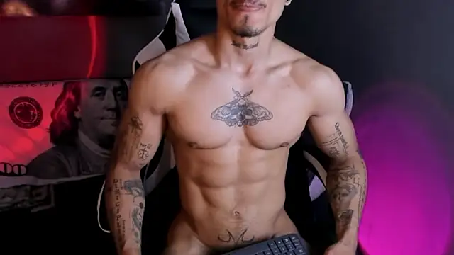 Snapshot of Thomas_Fit1 chatting on 03.27.26 Thomas Fit1 online show from 03.27.26