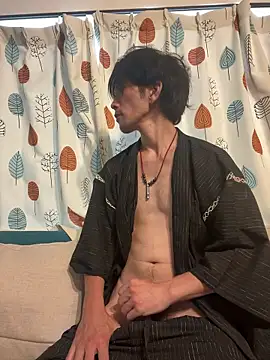 Katakuriko-Denpun online show from 07.25.26