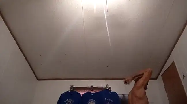 Xoc8  online show from 01.04.25