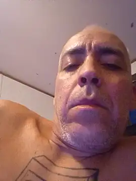 Xoc8  online show from 03.02.25