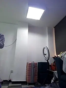 AnthonelaDuque online show from 11.23.25