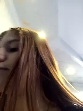 Snapshot of AnthonelaDuque chatting on 01.18.26 AnthonelaDuque online show from 01.18.26