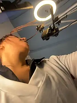 Snapshot of AnthonelaDuque chatting on 02.05.26 AnthonelaDuque online show from 02.05.26