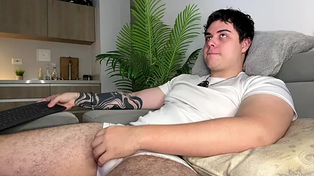 Snapshot of odin_blake chatting on 07.25.26 odin blake online show from 07.25.26