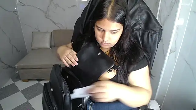 skeler lovd b  online show from 02.10.26