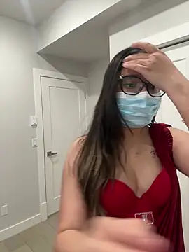 jAsMinE678 online show from 04.18.26