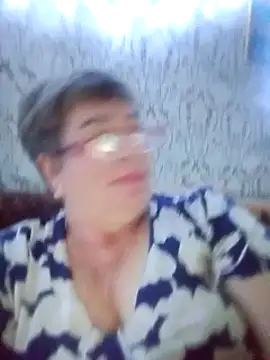 Snapshot of Lee_Nell chatting on 01.01.25 Lee Nell online show from 01.01.25