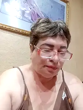 Snapshot of Lee_Nell chatting on 02.16.25 Lee Nell online show from 02.16.25