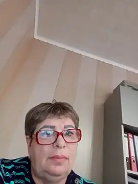 Snapshot of Lee_Nell chatting on 02.20.25 Lee Nell online show from 02.20.25