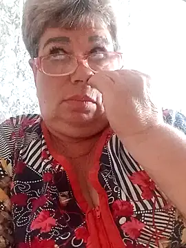 Snapshot of Lee_Nell chatting on 09.12.25 Lee Nell online show from 09.12.25