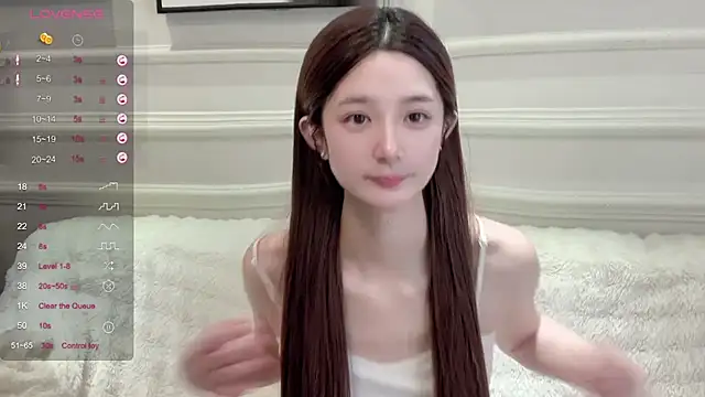 Snapshot of UU-1314 chatting on 04.21.26 UU-1314 online show from 04.21.26