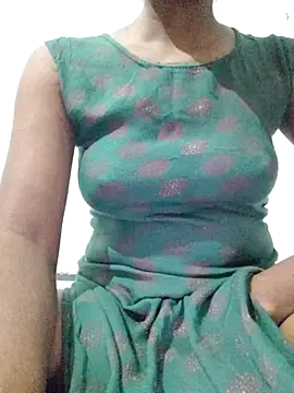 rituporna2004 online show from 12.14.25