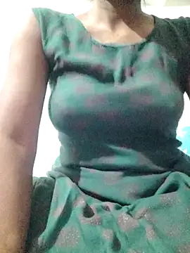 Snapshot of rituporna2004 chatting on 02.13.26 rituporna2004 online show from 02.13.26