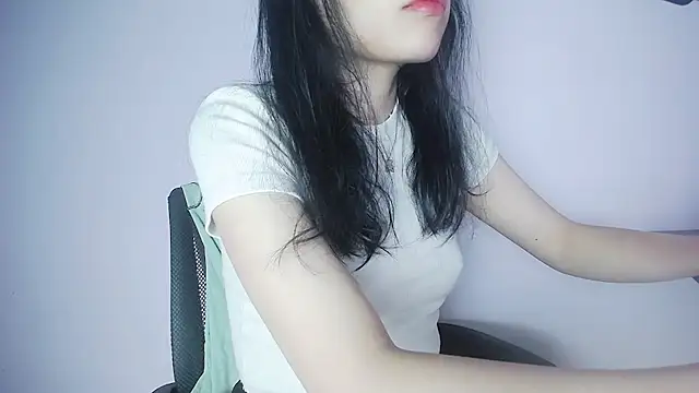 Baenee online show from 02.19.25