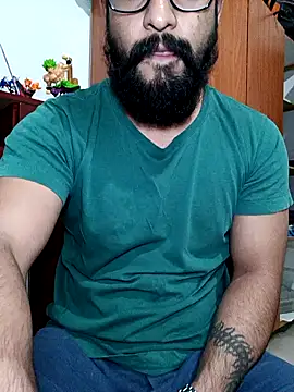 Snapshot of HombreS3n chatting on 02.01.25 HombreS3n online show from 02.01.25