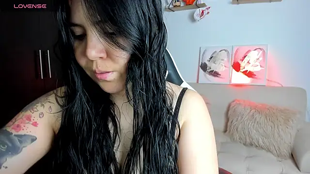 AilynRed online show from 05.05.26
