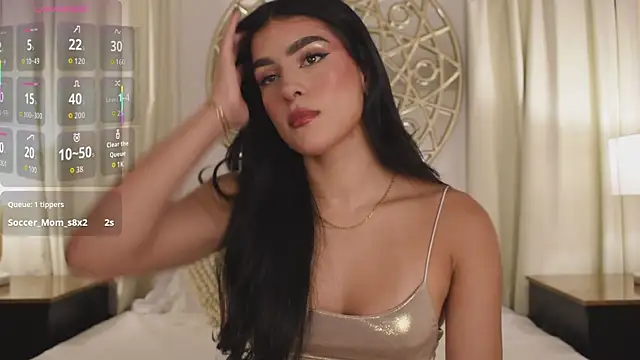 Snapshot of Antonellaparis_ chatting on 10.13.25 Antonellaparis online show from 10.13.25