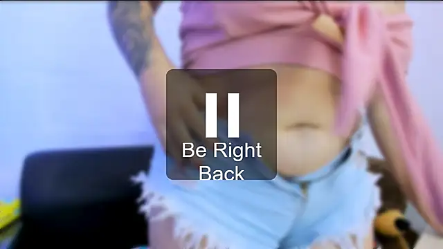 Snapshot of aurora_mcry chatting on 12.22.24 aurora mcry online show from 12.22.24