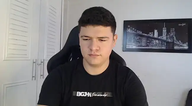 Snapshot of Plug_Control chatting on 12.09.24 Plug Control online show from 12.09.24