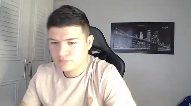 Snapshot of Plug_Control chatting on 01.07.25 Plug Control online show from 01.07.25