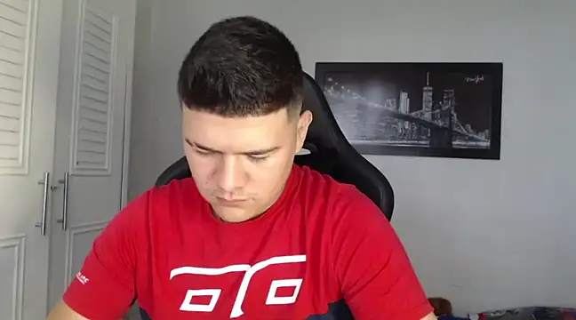 Snapshot of Plug_Control chatting on 01.09.25 Plug Control online show from 01.09.25