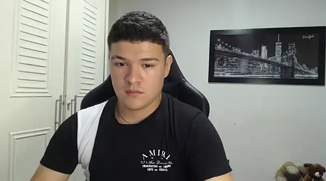 Snapshot of Plug_Control chatting on 01.17.25 Plug Control online show from 01.17.25