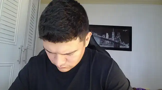 Snapshot of Plug_Control chatting on 02.10.25 Plug Control online show from 02.10.25