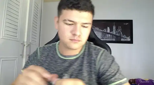 Snapshot of Plug_Control chatting on 02.11.25 Plug Control online show from 02.11.25