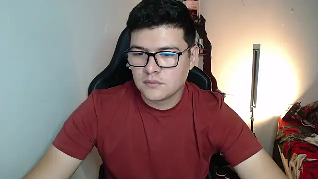 Snapshot of Plug_Control chatting on 02.21.26 Plug Control online show from 02.21.26