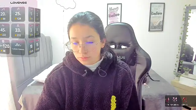 Snapshot of Amy_joones chatting on 02.03.25 Amy joones online show from 02.03.25