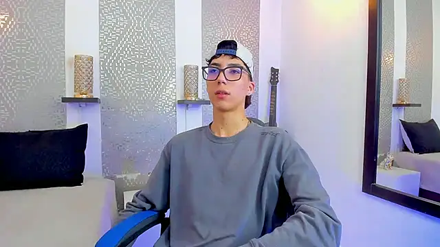 Nikolay Gregori online show from 01.26.25