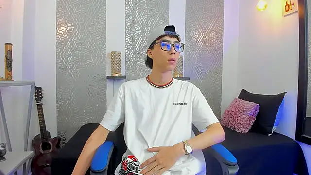 Nikolay Gregori online show from 02.26.25