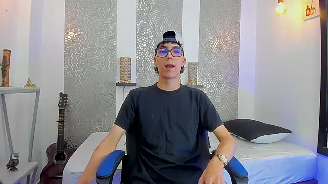 Nikolay Gregori online show from 03.13.25