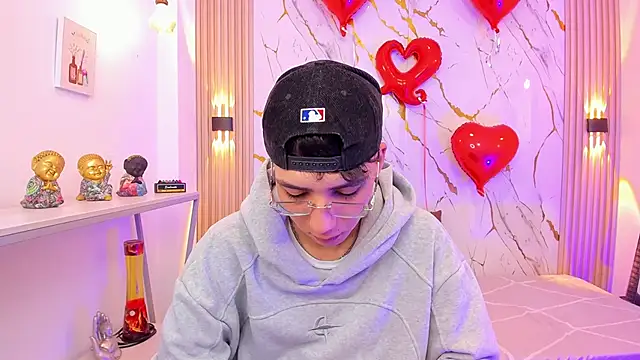 Nikolay Gregori online show from 02.16.26