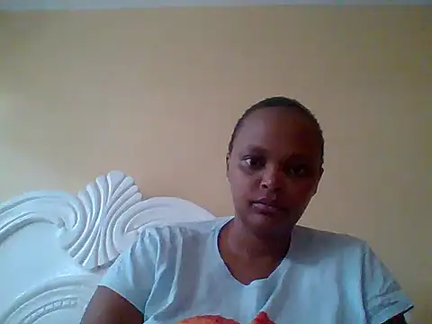 Snapshot of Sexxy-Shie chatting on 10.08.25 Sexxy-Shie online show from 10.08.25