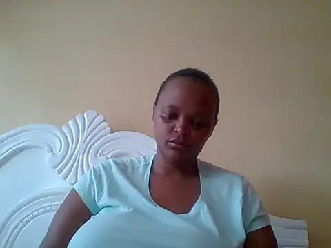 Snapshot of Sexxy-Shie chatting on 10.15.25 Sexxy-Shie online show from 10.15.25