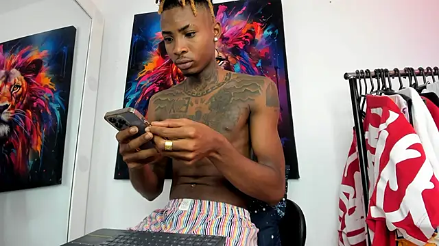 Snapshot of Pantera_black_21 chatting on 12.16.24 Pantera black 21 online show from 12.16.24