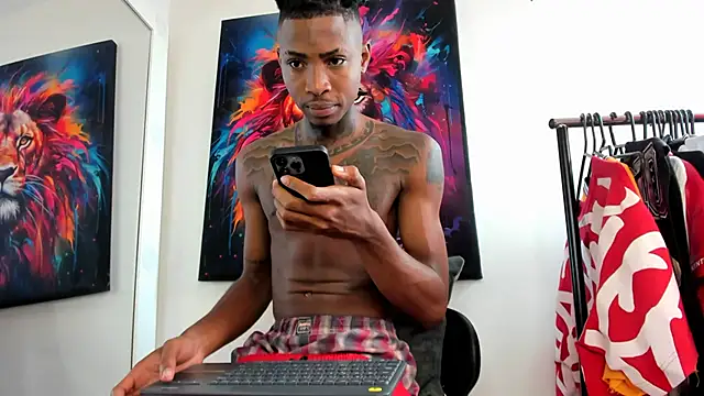 Snapshot of Pantera_black_21 chatting on 12.22.24 Pantera black 21 online show from 12.22.24