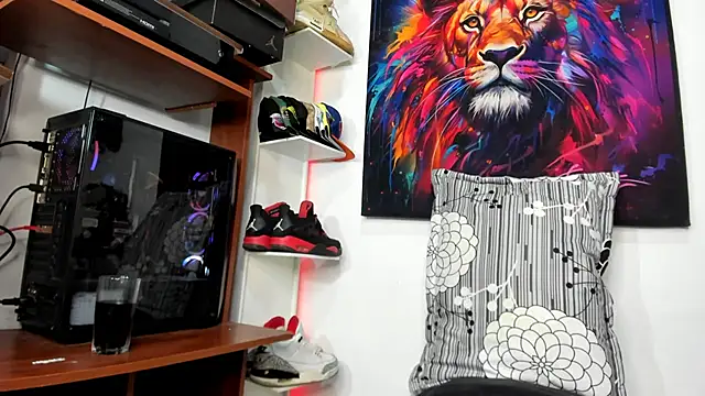 Snapshot of Pantera_black_21 chatting on 02.18.25 Pantera black 21 online show from 02.18.25