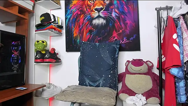 Snapshot of Pantera_black_21 chatting on 09.30.25 Pantera black 21 online show from 09.30.25