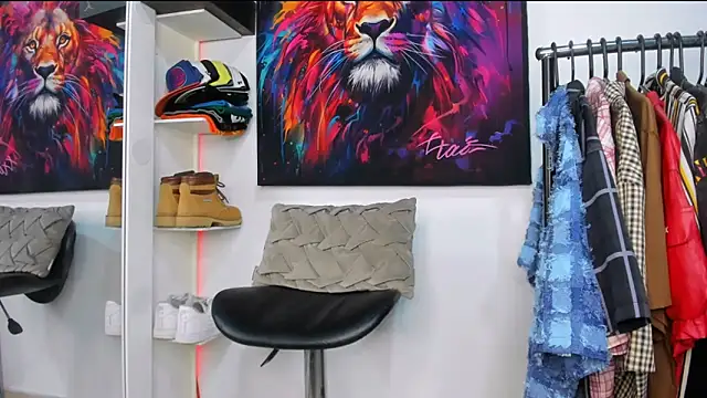 Snapshot of Pantera_black_21 chatting on 10.18.25 Pantera black 21 online show from 10.18.25