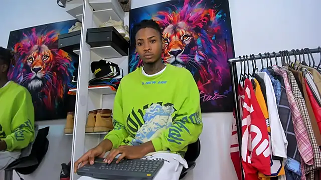 Snapshot of Pantera_black_21 chatting on 10.23.25 Pantera black 21 online show from 10.23.25