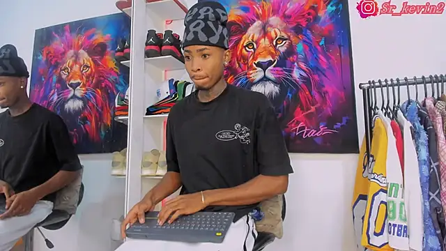 Snapshot of Pantera_black_21 chatting on 11.07.25 Pantera black 21 online show from 11.07.25