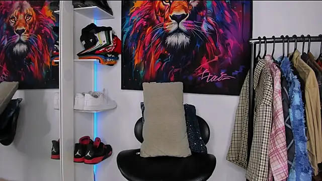 Snapshot of Pantera_black_21 chatting on 11.21.25 Pantera black 21 online show from 11.21.25