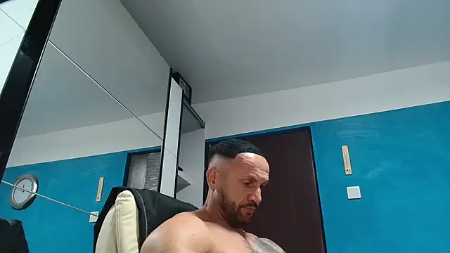 Magnificmuscles89 online show from 10.06.25